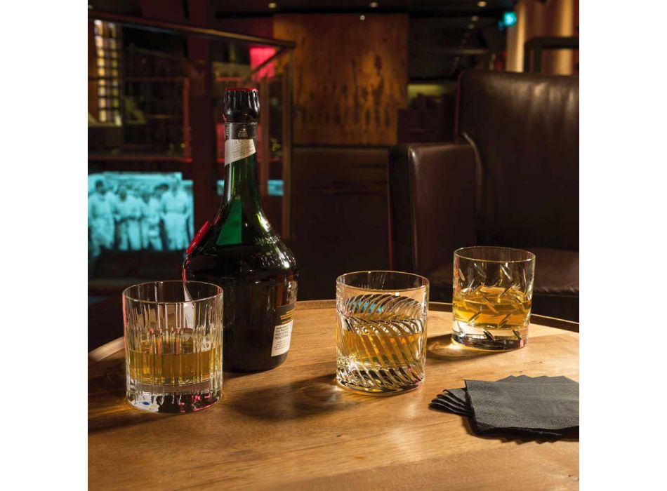 12 sklenic na whisky nebo křišťálovou vodu s luxusní lineární dekorací - arytmie
