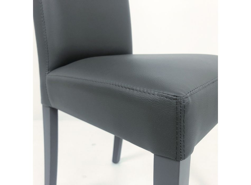 2 valentýnské židle moderního designu