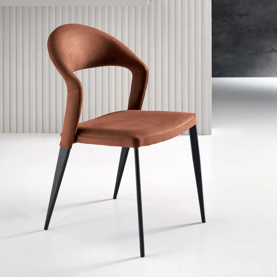 2 židle čalouněné barevnou umělou kůží s lakovanou kovovou podnoží - Boccaccio Viadurini