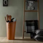 Krbové doplňky s koženými držáky Nilar, moderní design Viadurini