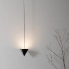 Nástěnné svítidlo v černém hliníku a kuželu Skvělý minimalistický design - Mercado Viadurini
