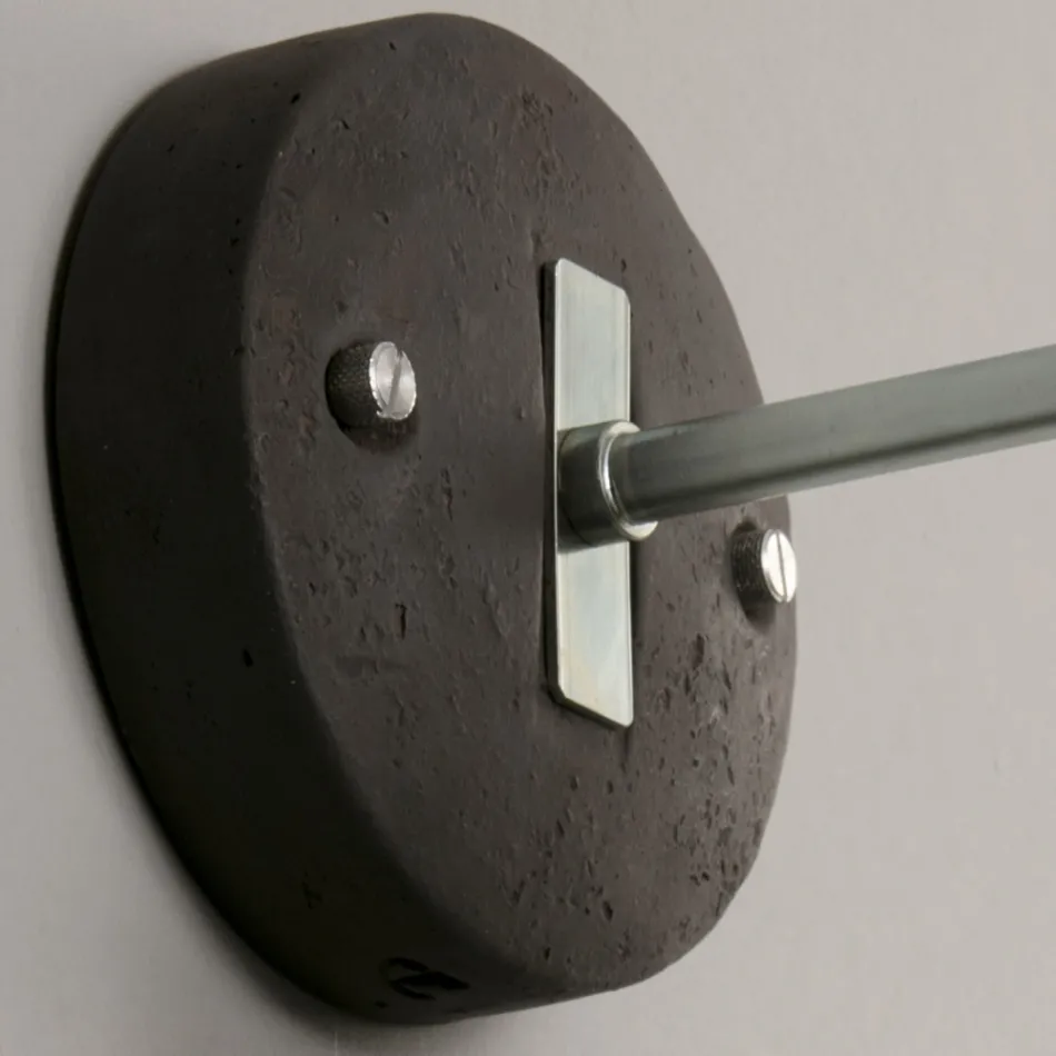 Ručně vyrobená nášivka z toskánské majoliky a mosazi vyrobená v Itálii - Toscot Rossi Viadurini