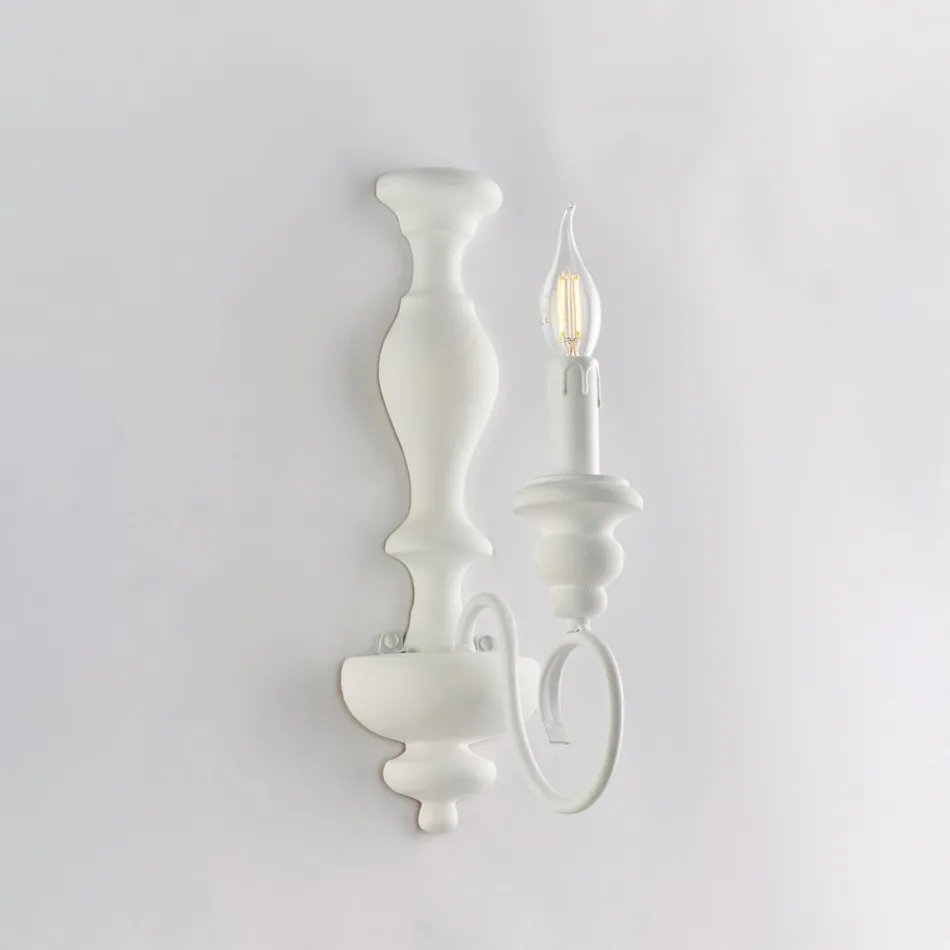 Nástěnná svítidla ze dřeva a lakovaného železa vyrobená v Itálii pro interiérové dekorace - Toskánsko Viadurini