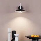 Kovová nástěnná svítidla v různých povrchových úpravách vyrobená v Itálii - Mira Viadurini