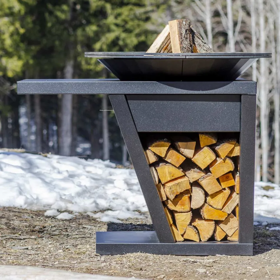 S varnou deskou a přihrádkou na dřevo - Giorgione Viadurini