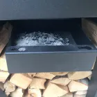 S varnou deskou a přihrádkou na dřevo - Giorgione Viadurini