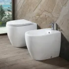 Bidet Aster montovaný na podlahu z matné keramiky ve dvou barvách a moderním designu Viadurini