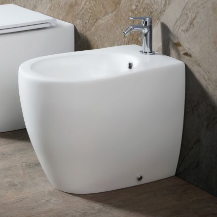 Bidet Aster montovaný na podlahu z matné keramiky ve dvou barvách a moderním designu Viadurini