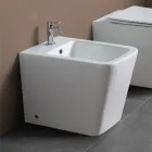 Jednootvorový bidet montovaný na podlahu z bílé keramiky s elegantním moderním designem - Giunco Viadurini
