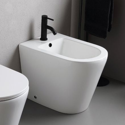 Jednootvorový bidet Salice k montáži na podlahu z bílé keramiky s elegantním moderním designem Viadurini