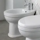 Jednootvorový bidet montovaný na podlahu z bílé keramiky s elegantním moderním designem - Silica Viadurini