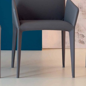 Bonaldo Miss Fly čalouněná kožená židle s područkami vyrobenými v Itálii