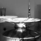 Vrchol v mramoru Brezza della Versilia a kovu vyrobeném v Itálii - Amabile Viadurini