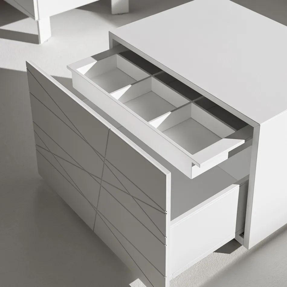 Noční stolek s 1 zásuvkou z lakované dřevotřísky - Leone Viadurini