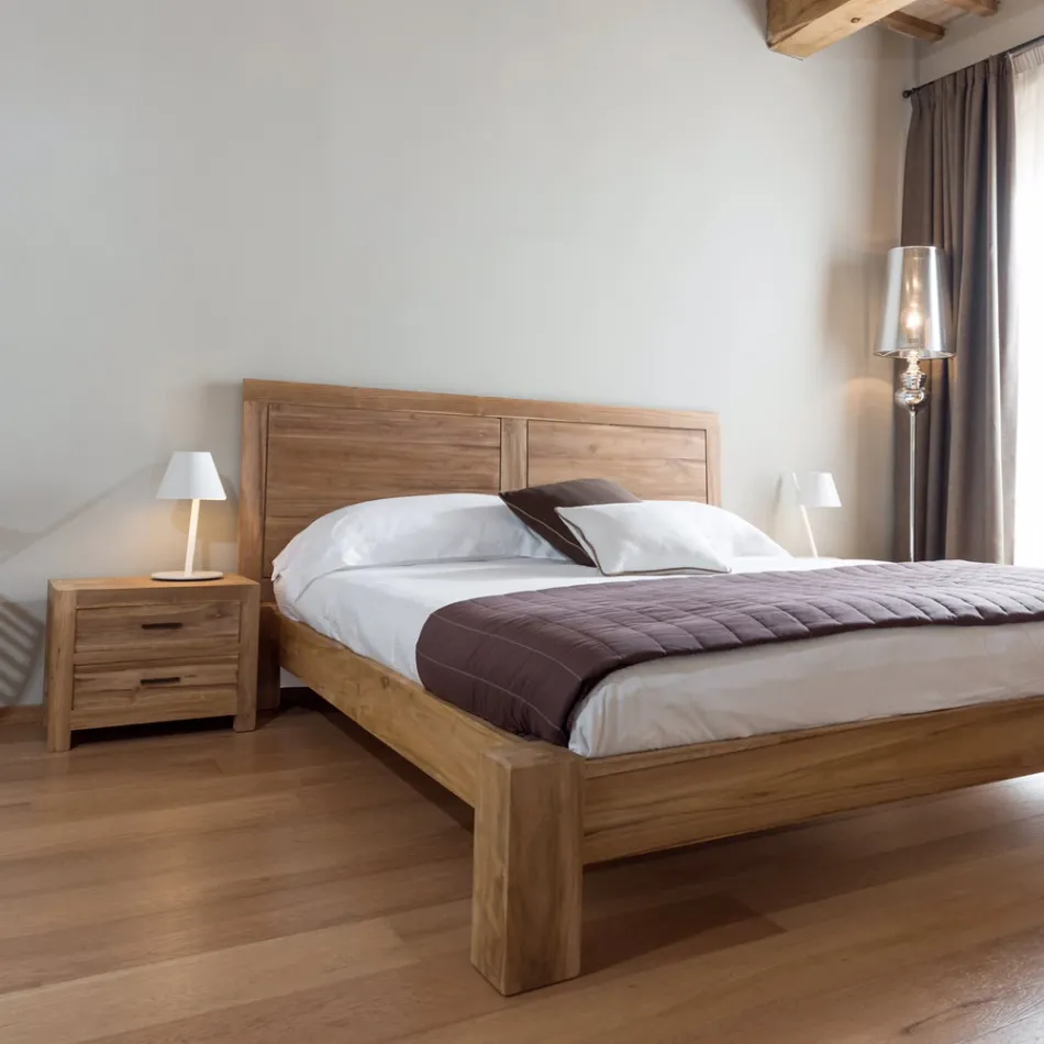 Noční stolek z masivního teakového dřeva se 2 zásuvkami - Vovinam Viadurini