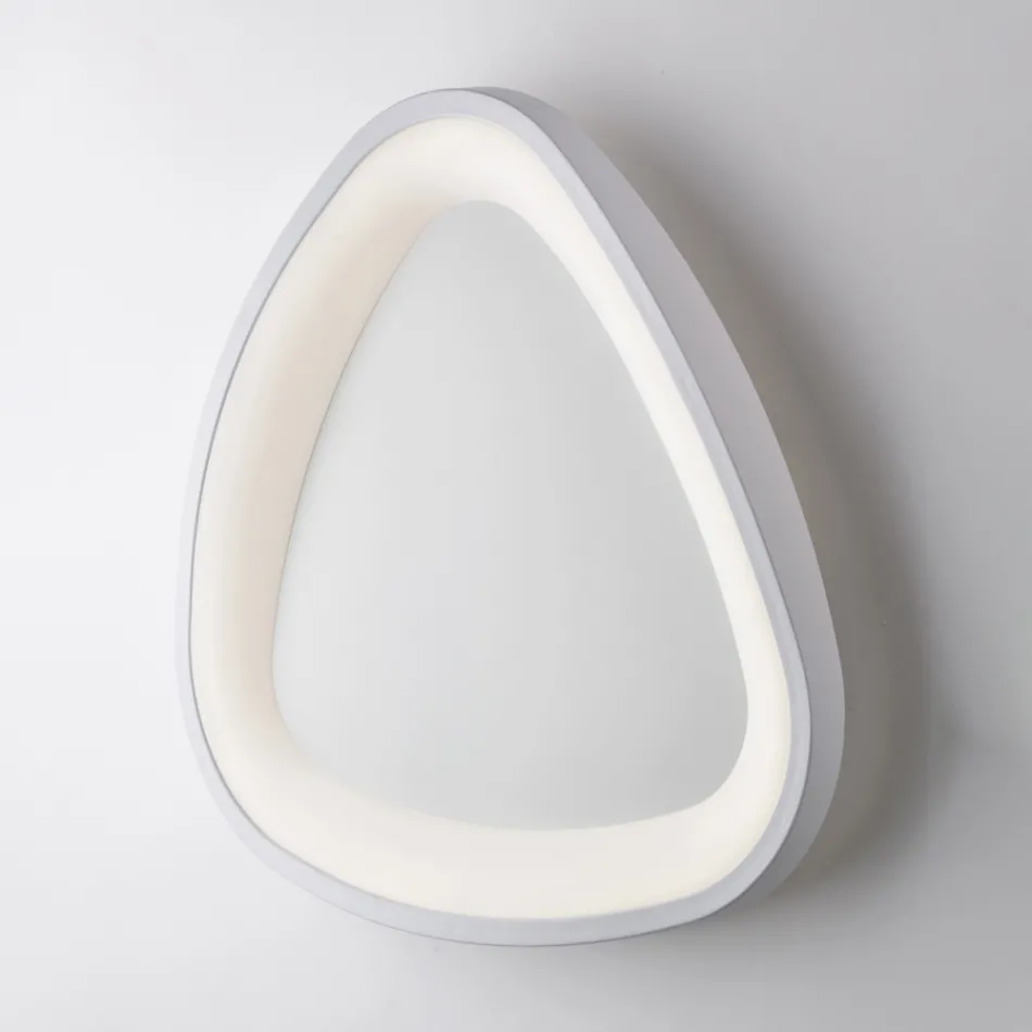 Voyager, sofistikované italské svítidlo ze skla a kovu. Viadurini