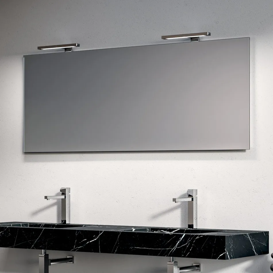 Koupelnová sestava s 1 bílou zásuvkou, zrcadlem a policí Marquina HPL - Velaria Viadurini