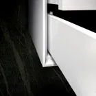 Koupelnové složení se základnou, zrcadlem a pryskyřičným umyvadlem Made in Italy - Kilo Viadurini