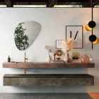 Složení koupelny s moderním zrcadlem a konzolovým umyvadlem Made in Italy - Palom Viadurini