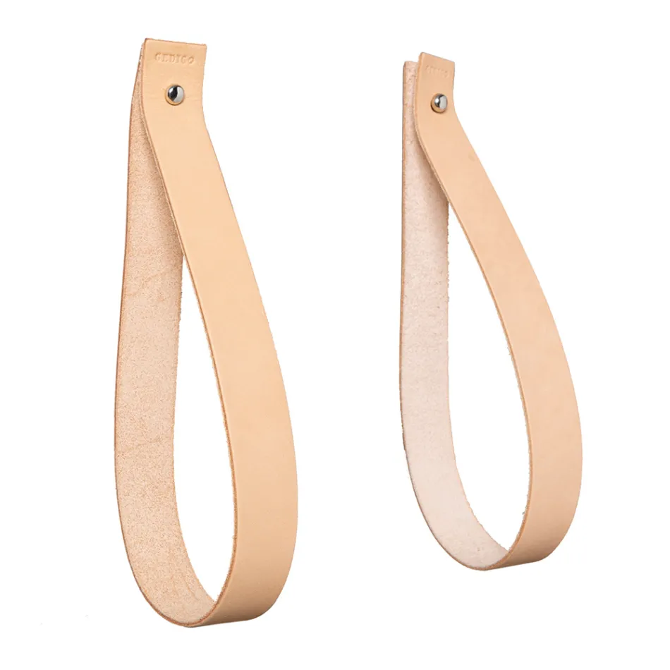 Černé složení koupelnové skříňky s přiloženým příslušenstvím - Carolie Viadurini