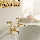 Pár historických mosazných dřezových baterií vyrobených v Itálii – Katerina Viadurini