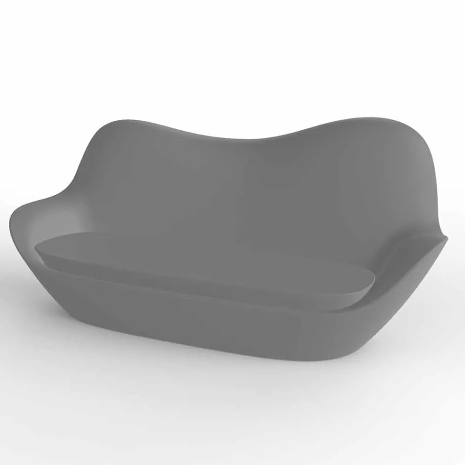 Moderní design polyethylenové zahradní pohovky Sabinas by Vondom Viadurini