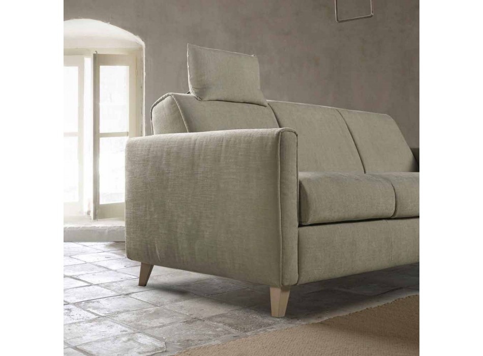 Moderní designová pohovka v tkanině vyrobené v Itálii Filippo Viadurini