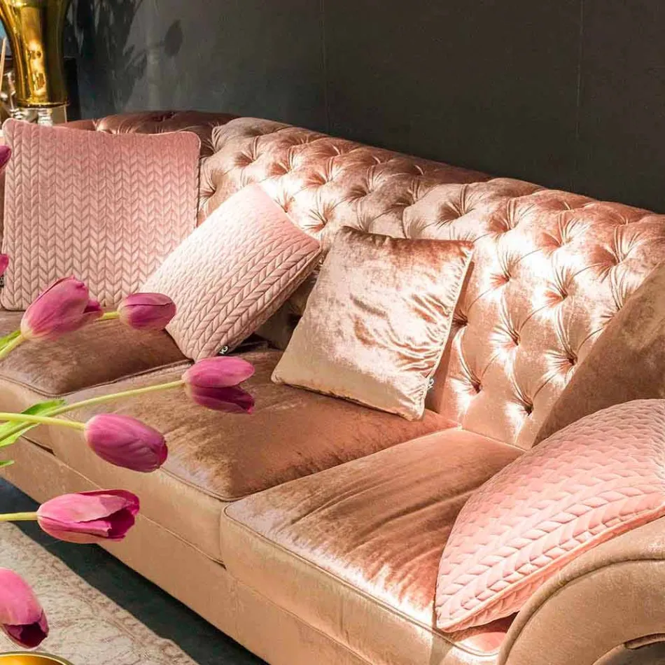 Lineární sofa v látce pracoval prošívaný classic Balú Viadurini