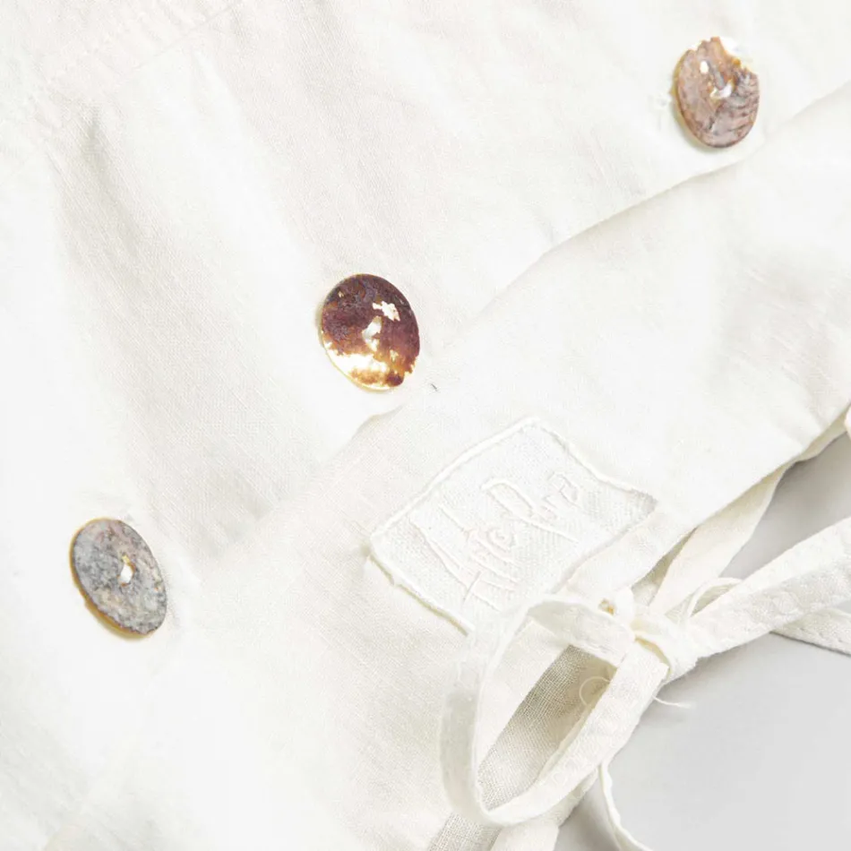 Obdélníkový povlak na polštář v bílé nebo černé povlečení s knoflíky a tkaničkami - Agora Viadurini