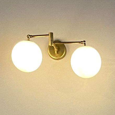 Nástěnná LED lampa ve vintage stylu z mosazi a skla Made in Italy - Grit Viadurini