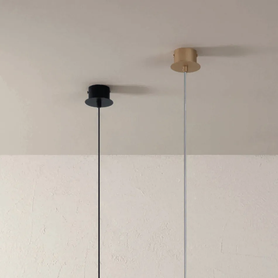 Závěsné svítidlo z hliníku s práškovým nástřikem a nastavitelným kabelem - Buxus Viadurini