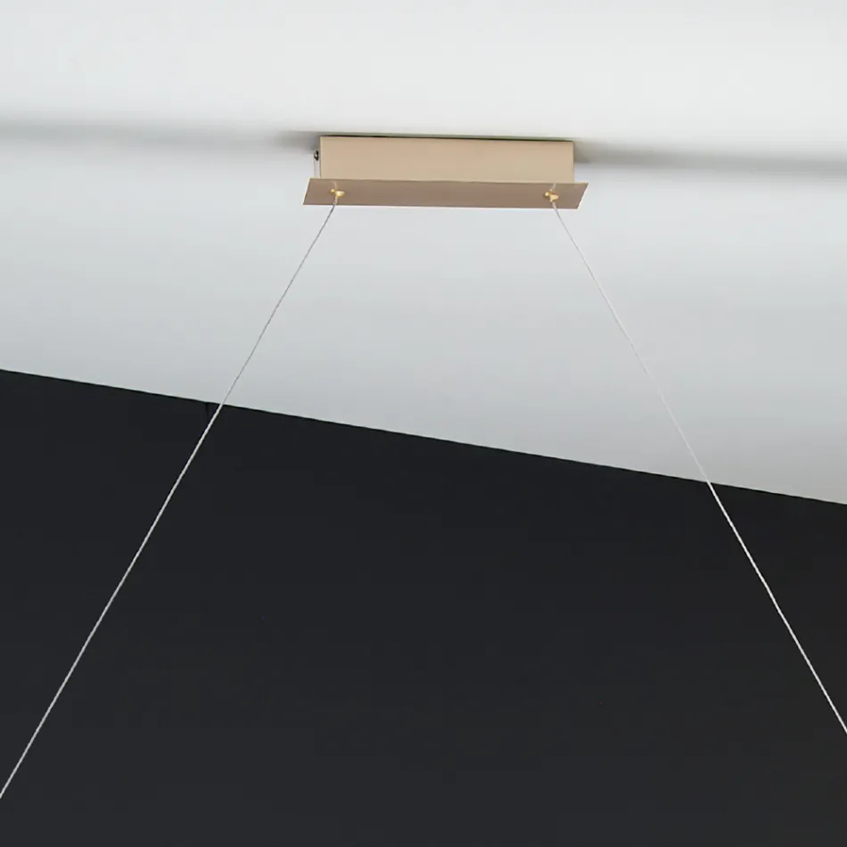 Závěsné svítidlo ve zlatém kovovém provedení se stmívatelnou LED - Raiss Viadurini