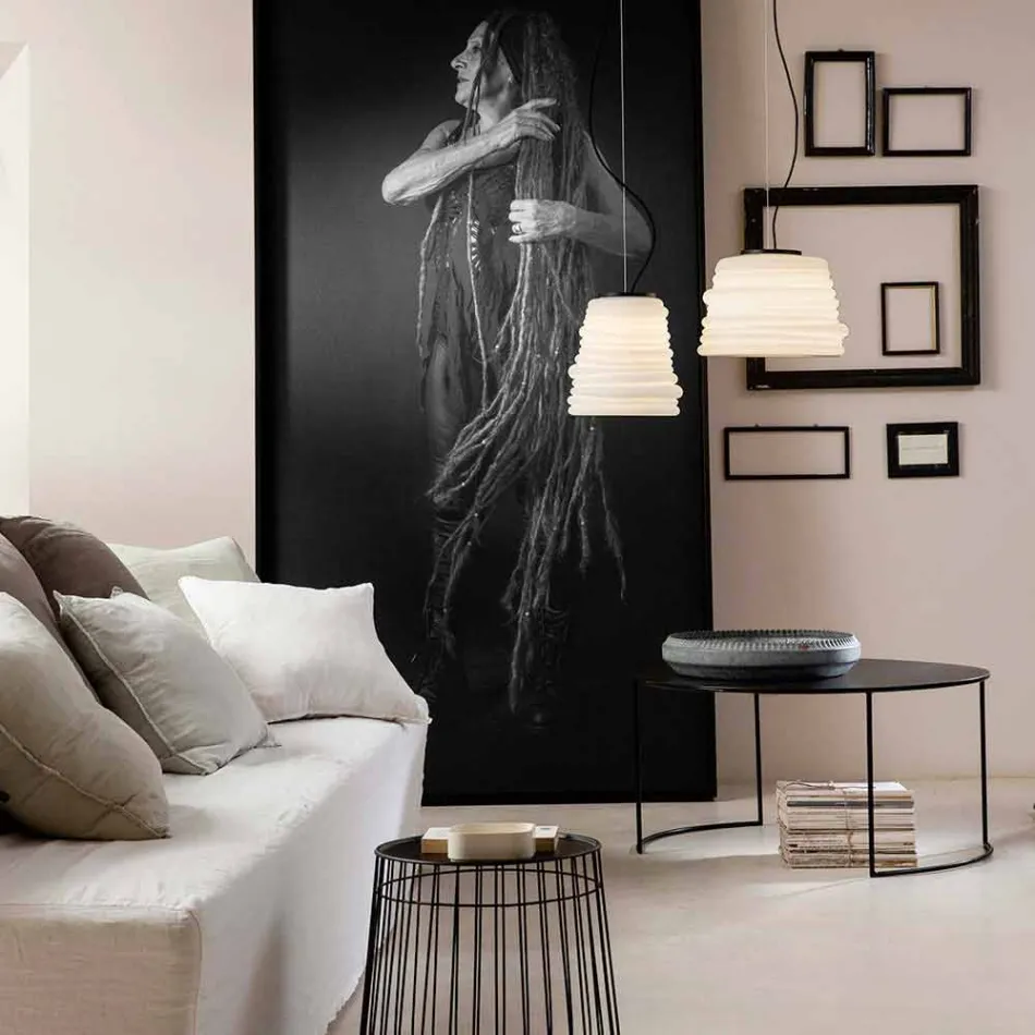Závěsná lampa do obývacího pokoje v bílém saténovém skle, 3 rozměry - měkká Viadurini