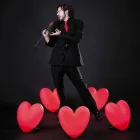 Barevné Slide Love stolní lampa srdce vyrobené v Itálii Viadurini