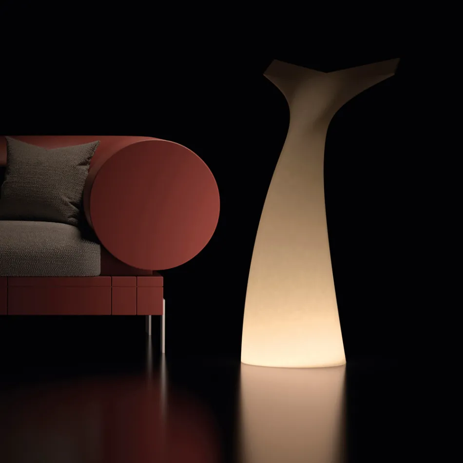 Coda - Dvoubarevná venkovní lampa z polyethylenu vyrobená v Itálii Viadurini