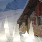 Vnitřní nebo venkovní lampa z bílého, červeného nebo zeleného plastu - Alberostar Viadurini