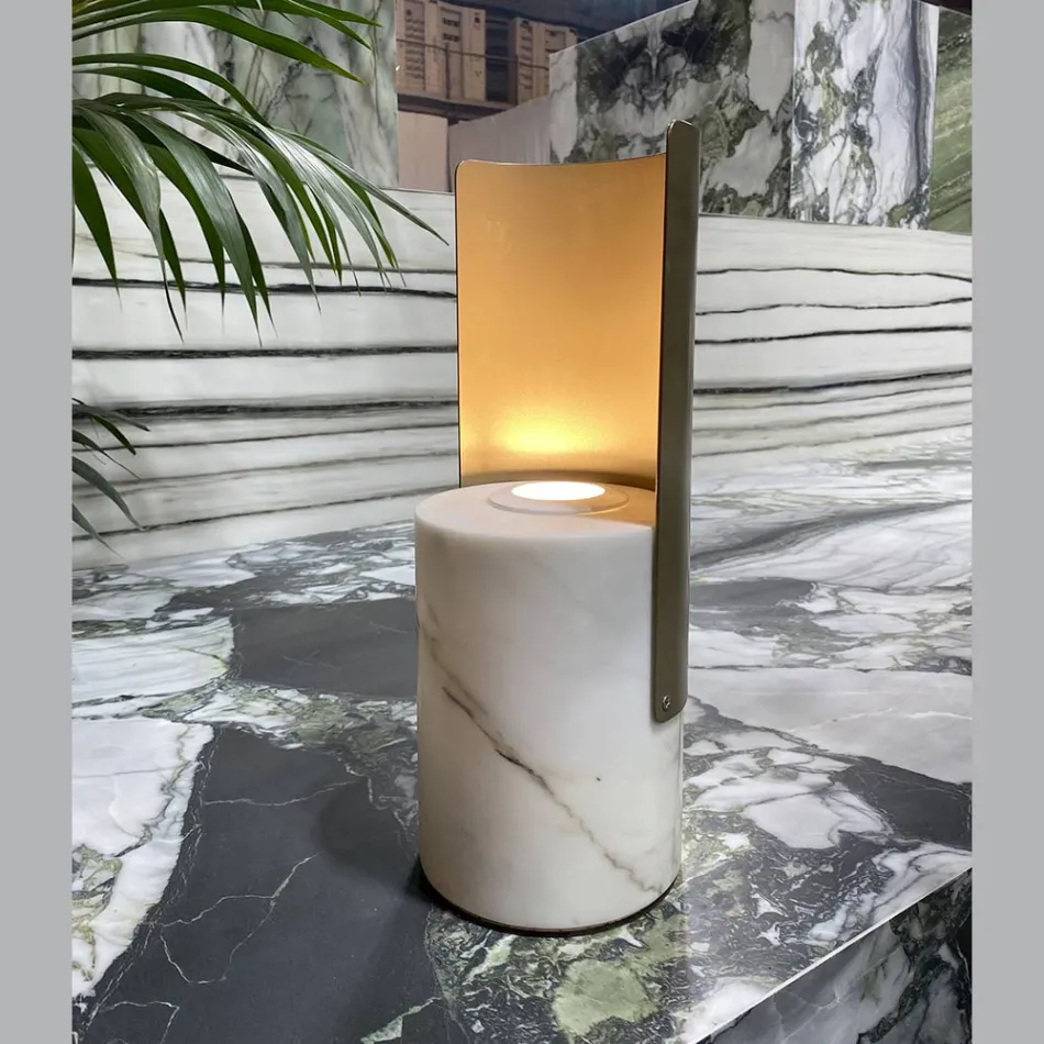 Stolní lampa z mramoru Paonazzo a kovu Made in Italy - Azumane Viadurini