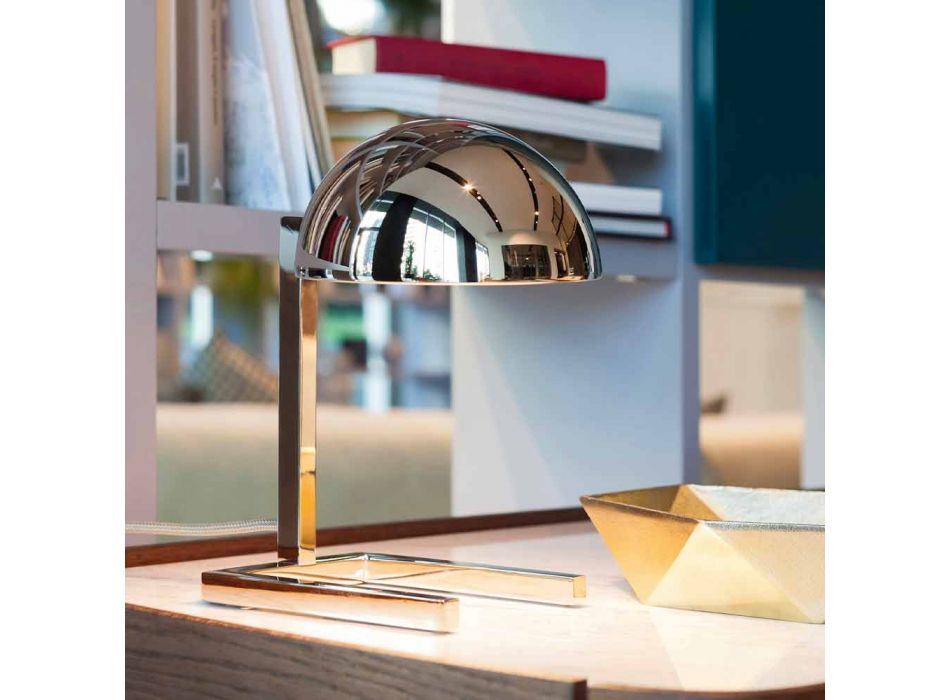 Stolní lampa v mosazi se zlatým nebo palladiovým povrchem vyrobená v Itálii - Adana Viadurini