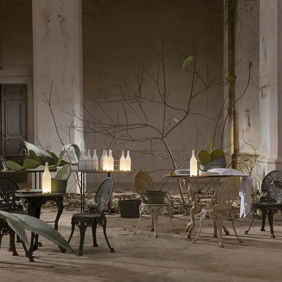 LED stolní lampa v bílém matném skle moderního designu - láhev Viadurini