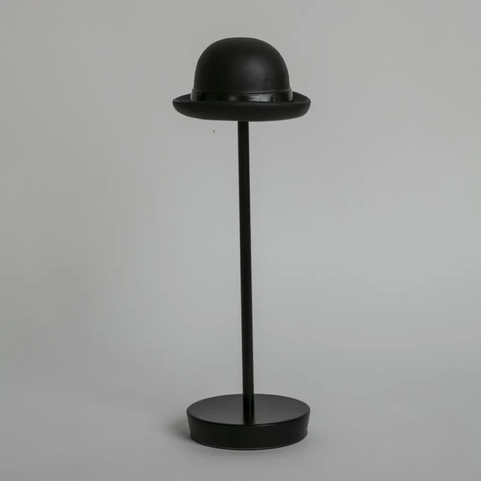 Nabíjecí a sklopná stolní lampa od Magnet - Bombetta Viadurini