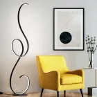 LED stojací lampa s kovovou konstrukcí v černém designu Viadurini