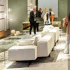 Designová stojací lampa s lesklou kovovou strukturou vyrobená v Itálii - Donatina Viadurini