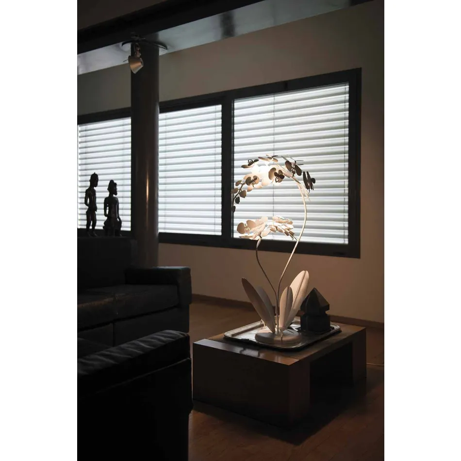 Moderní designová kovová podlahová lampa vyrobená v Itálii - Amorpha Viadurini