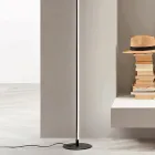 Stojací lampa z černého lakovaného kovu s LED světlem - oranžová Viadurini