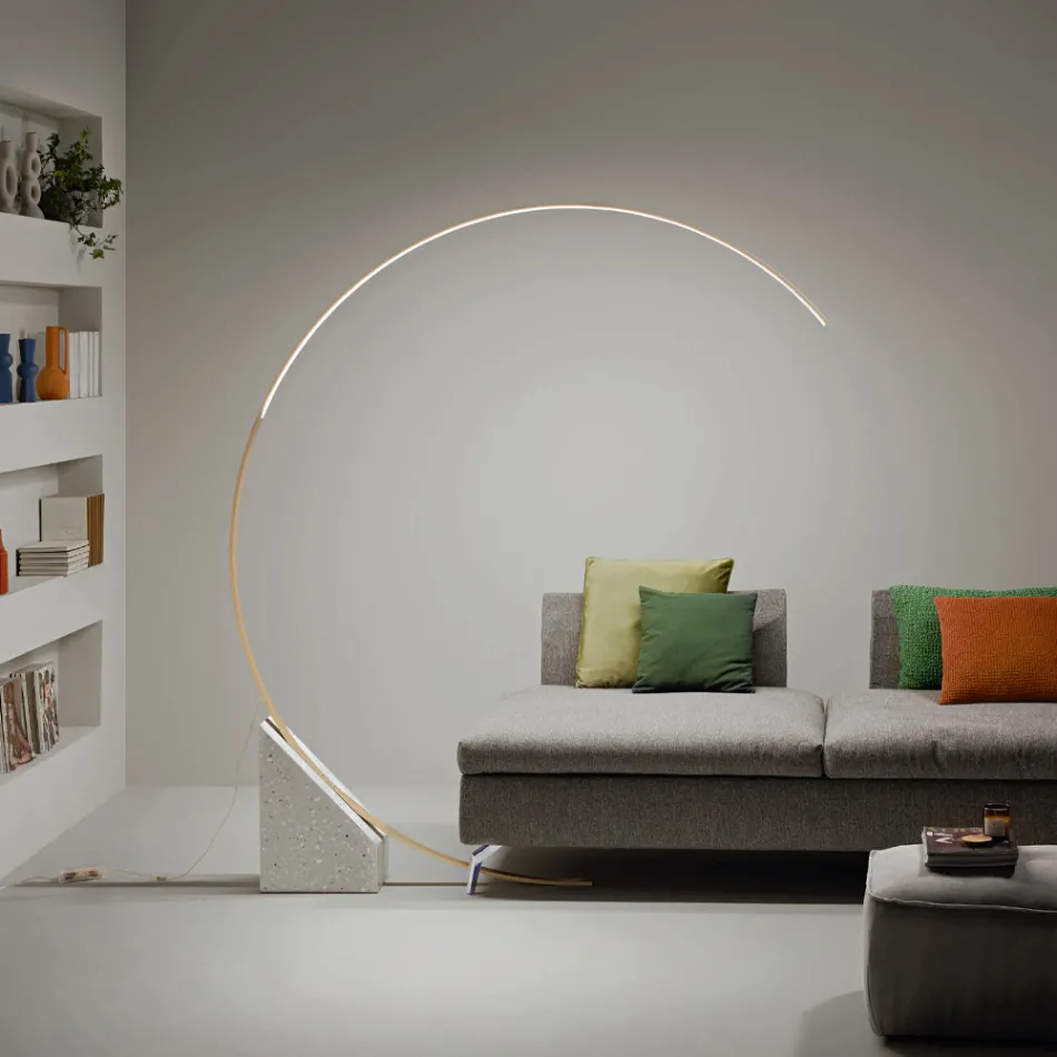 Stojací lampa z lakovaného kovu se stmívatelným LED světlem - Eukalyptus Viadurini