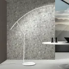 Stojací lampa z kovu lakovaná v různých barvách a stmívatelná LED - javor Viadurini