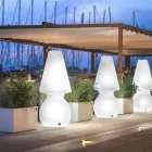 Venkovní stojací lampa Alvarez s LED světlem z polyethylenu vyrobená v Itálii Viadurini