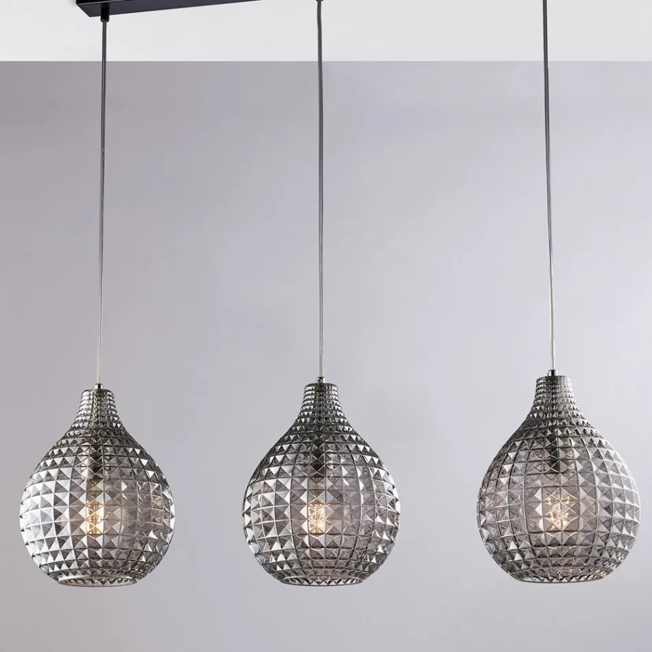 Elegantní skleněná a kovová lampa vyrobená v Itálii pro rafinované interiéry - Atlas Viadurini