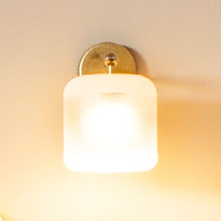 Nástěnná LED lampa z leštěné mosazi a bílého skla Made in Italy - Zelo Viadurini