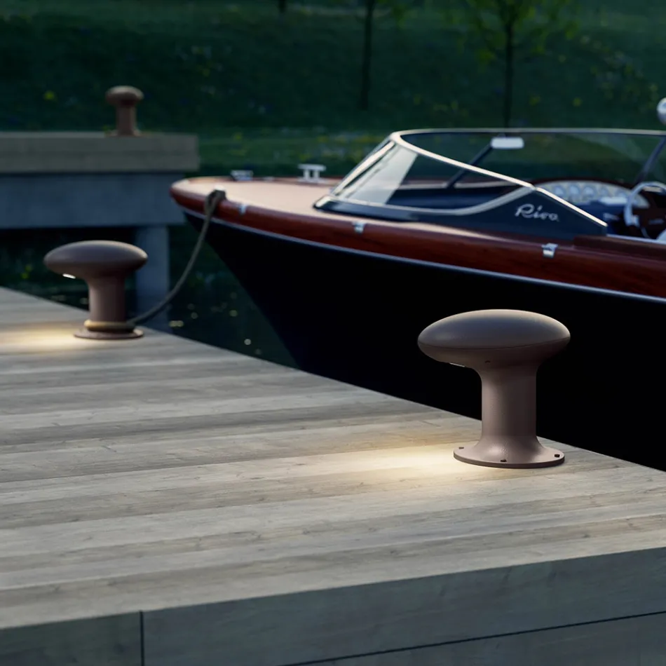 Designová led zahradní lampa v šedé nebo hnědé litině - Bitta od Il Fanale Viadurini